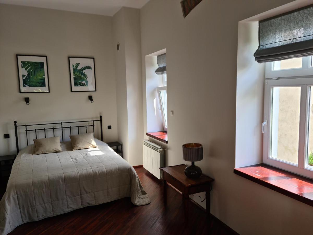 Апартаменти Apartament W Starej Szkole Сребрна-Ґура Екстер'єр фото